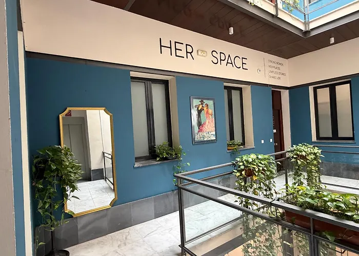 Albergue JOY Setas Coworking Sevilla